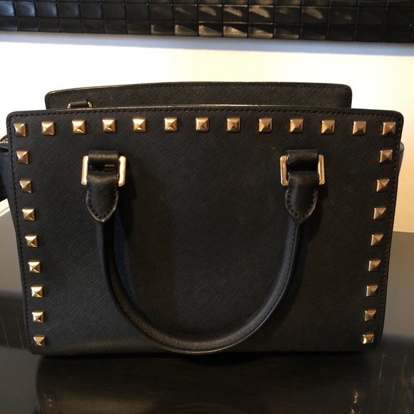 Michael Kors studded bag - Picture 2 of 5